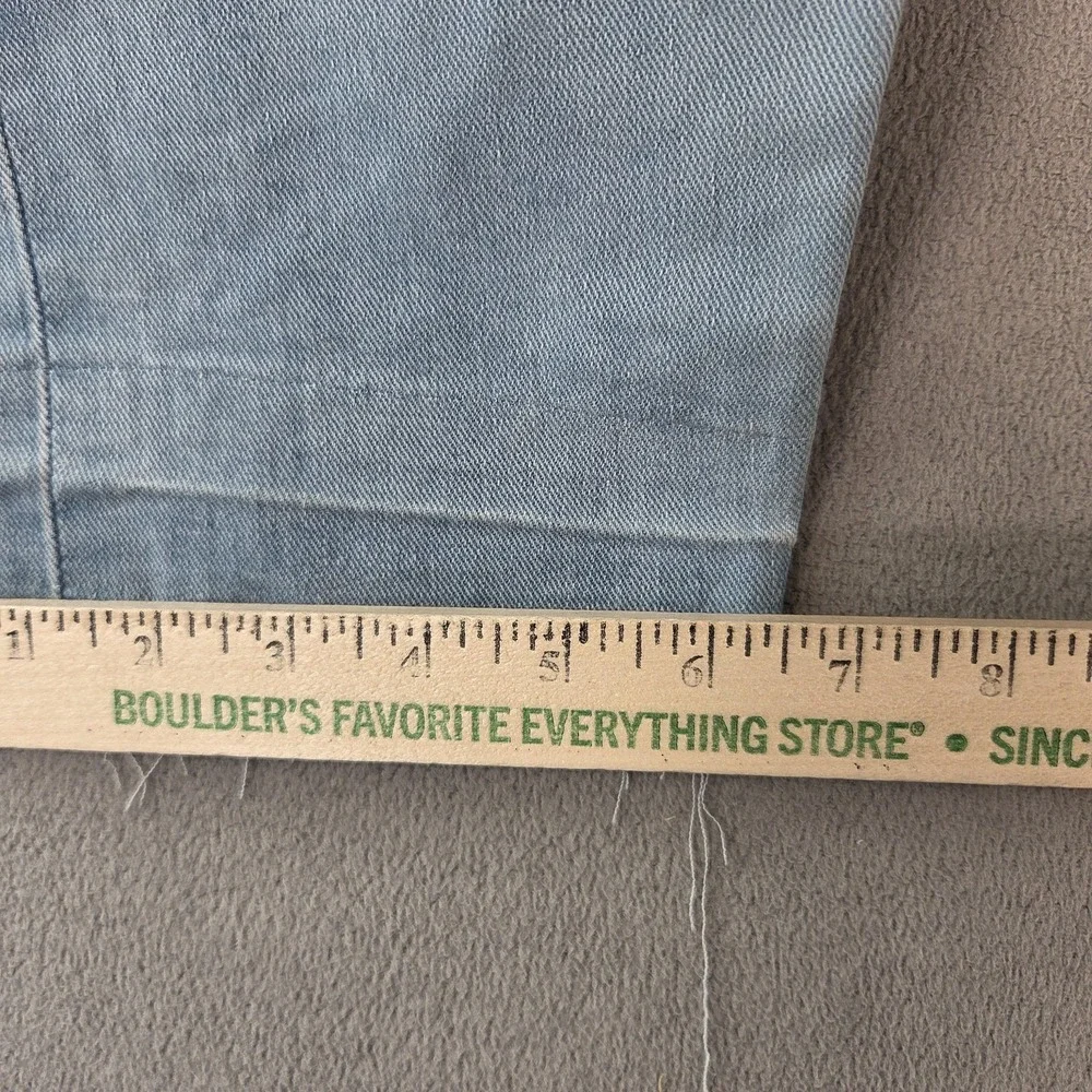 Levis important sizing